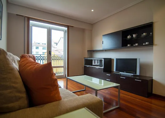 Piso Centrico Con Garaje Appartement Ourense